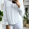Chemise Blanche Avec Strass Au Col
