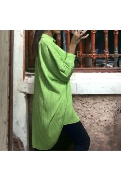 Chemise Over Size Anis Avec Sublime Matière