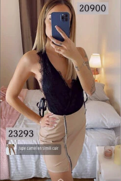 Jupe Simili Beige Fendue