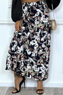 Jupe Longue Marine Fleuri Avec Boutons