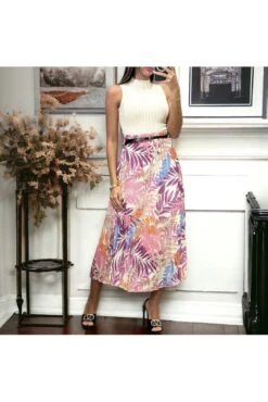 Longue Jupe Beige Motif Feuille Avec Ceinture