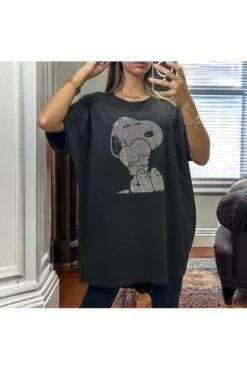 T-shirt Noir En Coton Over Size Avec Dessin En Strass Allant Jusqu'au 52