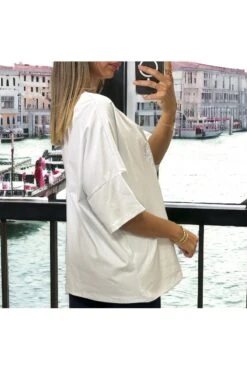 T-shirt Over Size Blanc Avec Grosse écriture M En Strass